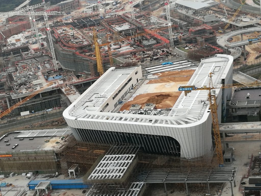 建設中的蓮塘口岸